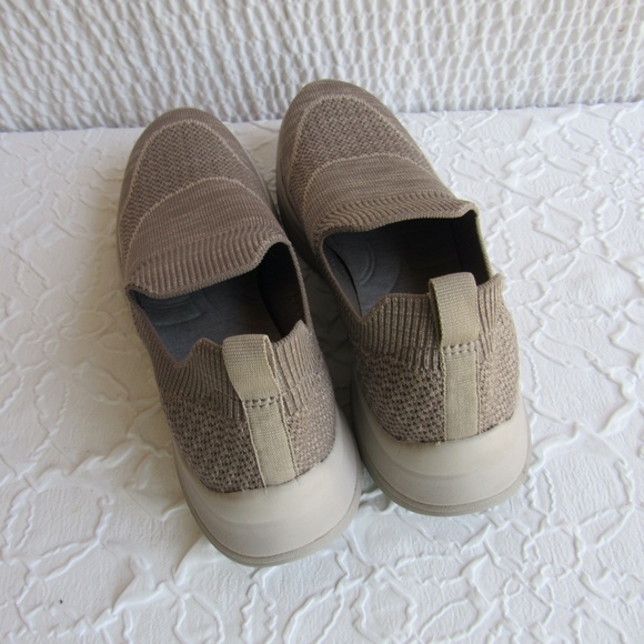 Clarks Cloudsteppers Shoes 8.5 Slip on Clean Inside Gray - Picture 5 of 9